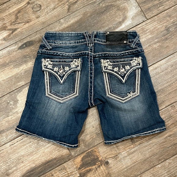 Vigoss The New York Short  Women’s Waist 25. Length 5  Embellished Bling/Stitch - Picture 2 of 6